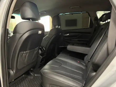 Hyundai Santa Fe 2019 года за 12 290 000 тг. в Павлодар – фото 18