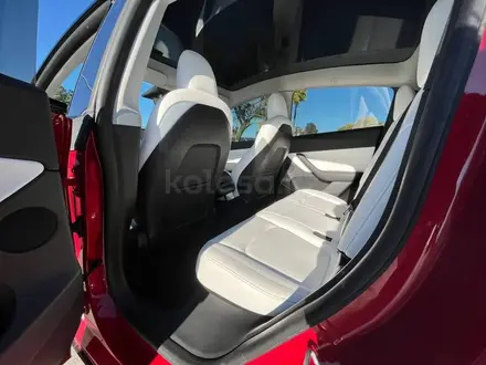 Tesla Model Y 2020 года за 16 500 000 тг. в Алматы – фото 9