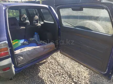 Toyota RAV4 1999 года за 3 200 000 тг. в Алматы – фото 13