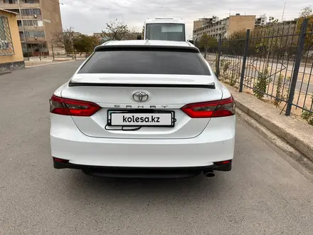 Toyota Camry 2020 года за 14 200 000 тг. в Актау – фото 3