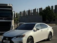 Lexus ES 250 2015 годаfor15 000 000 тг. в Шымкент