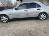 Mercedes-Benz C 180 1996 годаүшін600 000 тг. в Алматы – фото 2