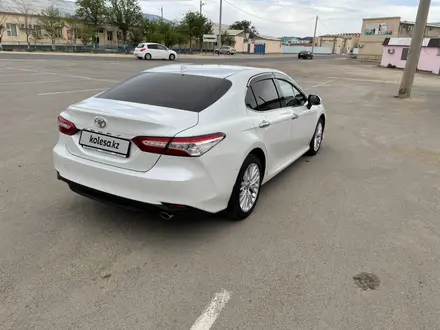 Toyota Camry 2021 года за 15 500 000 тг. в Жанаозен – фото 4