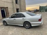 Mercedes-Benz E 320 1997 годаfor3 200 000 тг. в Туркестан – фото 4