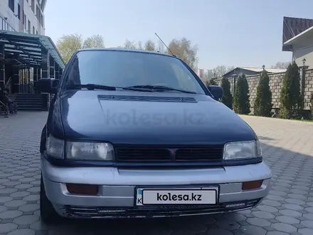 Mitsubishi Space Wagon 1994 года за 1 800 000 тг. в Алматы