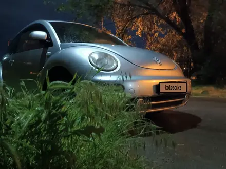 Volkswagen Beetle 2002 годаүшін4 500 000 тг. в Алматы