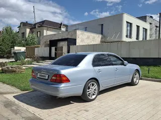 Lexus LS 430