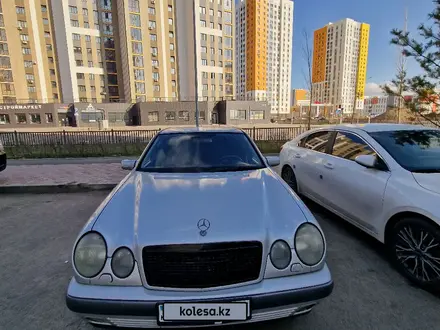 Mercedes-Benz E 240 1999 года за 3 700 000 тг. в Астана – фото 15