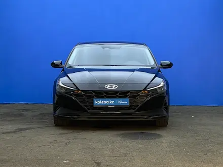 Hyundai Elantra 2022 года за 9 260 000 тг. в Актобе – фото 2