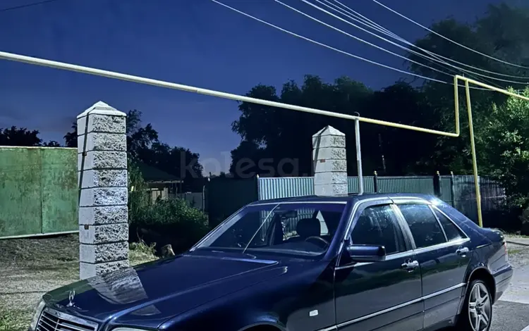Mercedes-Benz S 320 1998 года за 4 500 000 тг. в Алматы