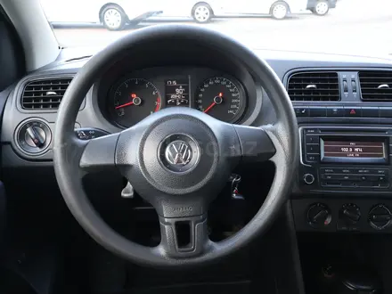 Volkswagen Polo 2015 года за 3 890 000 тг. в Астана – фото 11