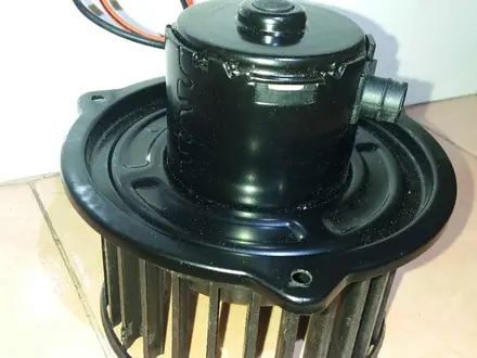 Вентилятор (мотор) печки отопителя за 19 000 тг. в Алматы – фото 2