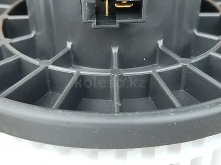 Вентилятор (мотор) печки отопителя за 19 000 тг. в Алматы – фото 5