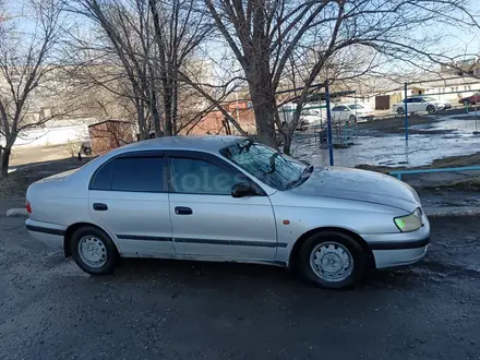 Toyota Carina E 1996 года за 2 100 000 тг. в Семей – фото 3