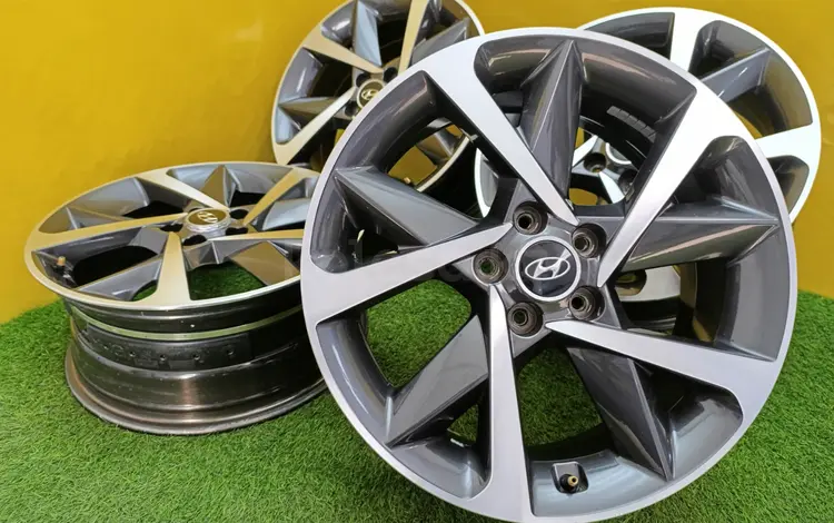 Диски R19 5x114.3 на Hyundai ОРИГИНАЛ за 450 000 тг. в Караганда
