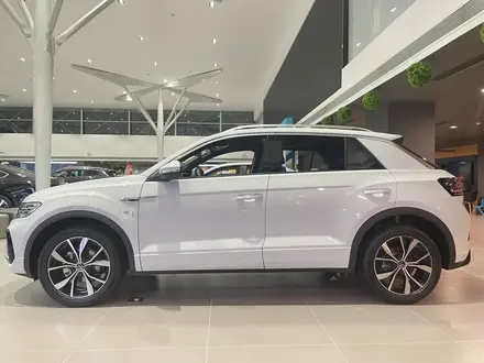 Volkswagen T-Roc 2024 года за 9 590 000 тг. в Алматы – фото 3