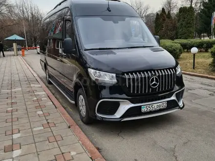 MB Sprinter Super VIP в Алматы – фото 3