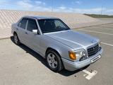 Mercedes-Benz E 280 1994 годаүшін3 000 000 тг. в Баянаул – фото 2