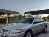 Toyota Camry 1998 годаүшін2 200 000 тг. в Туркестан