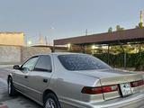 Toyota Camry 1998 годаүшін2 200 000 тг. в Туркестан – фото 3