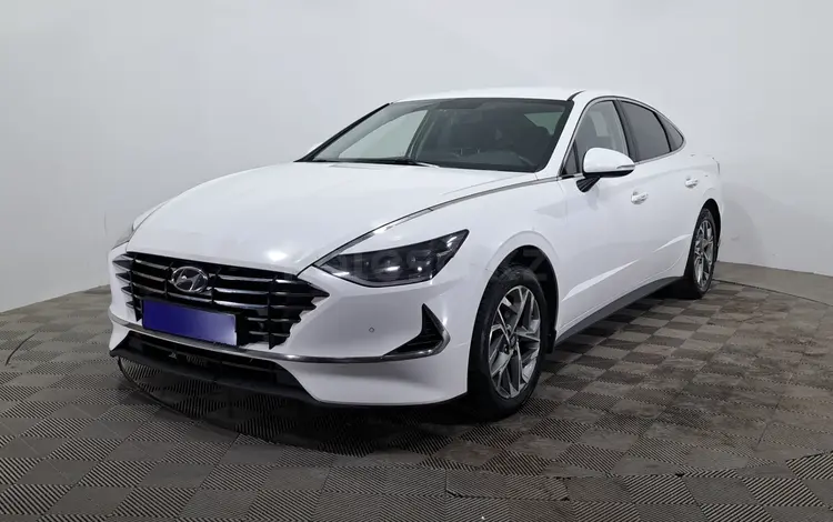 Hyundai Sonata 2023 года за 9 890 000 тг. в Алматы