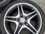 Оригинальные диски R18 на Мерседес CLA с летней резиной за 450 000 тг. в Алматы – фото 5