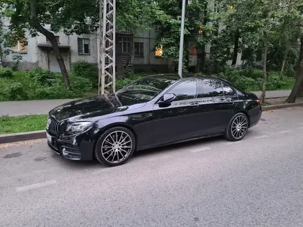 Mercedes-Benz E 400 2016 года за 23 000 000 тг. в Алматы – фото 51