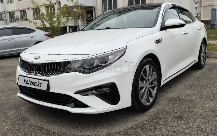 Kia K5 2018 года за 10 500 000 тг. в Алматы