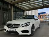 Mercedes-Benz E 300 2015 года за 11 000 000 тг. в Астана – фото 2