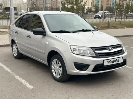 ВАЗ (Lada) Granta 2190 2018 года за 3 400 000 тг. в Астана – фото 2