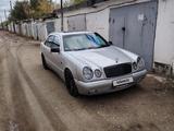 Mercedes-Benz E 320 1997 года за 5 500 000 тг. в Лисаковск – фото 2
