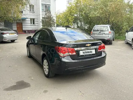 Chevrolet Cruze 2013 года за 3 500 000 тг. в Петропавловск – фото 5