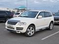 Volkswagen Touareg 2005 годаүшін6 000 000 тг. в Караганда