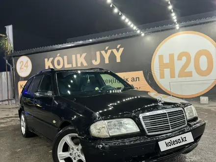 Mercedes-Benz C 320 1998 года за 2 900 000 тг. в Алматы