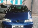 Volkswagen Sharan 1995 годаүшін1 400 000 тг. в Шымкент – фото 2