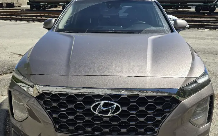 Hyundai Santa Fe 2020 года за 13 200 000 тг. в Усть-Каменогорск