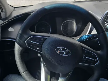 Hyundai Santa Fe 2020 года за 13 200 000 тг. в Усть-Каменогорск – фото 7