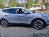Hyundai Santa Fe 2015 годаfor9 000 000 тг. в Актобе – фото 2
