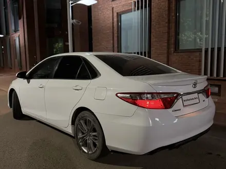 Toyota Camry 2015 года за 5 600 000 тг. в Уральск – фото 7