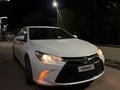 Toyota Camry 2015 года за 5 600 000 тг. в Уральск – фото 9