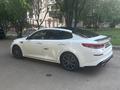 Kia K5 2018 года за 8 000 000 тг. в Алматы – фото 2