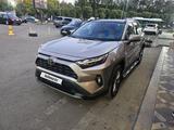 Toyota RAV4 2023 года за 13 000 000 тг. в Алматы