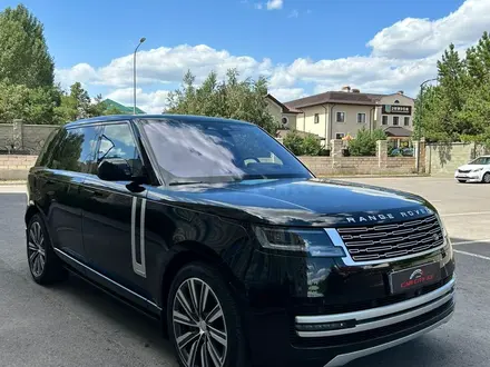 Land Rover Range Rover 2023 года за 91 500 000 тг. в Астана – фото 2