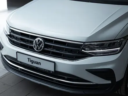 Volkswagen Tiguan 2022 года за 17 668 800 тг. в Алматы – фото 8