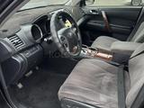 Toyota Highlander 2011 года за 14 000 000 тг. в Семей – фото 3