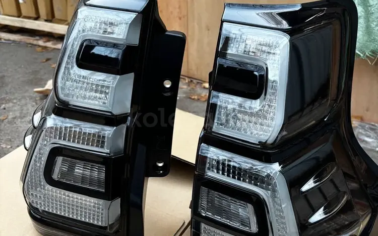 Фонари задние Toyota LC Prado Black Onyx, новый оригинал за 190 000 тг. в Алматы