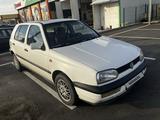 Volkswagen Golf 1992 годаүшін1 100 000 тг. в Тараз