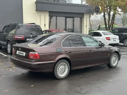 BMW 528 1997 года за 2 600 000 тг. в Шымкент – фото 6