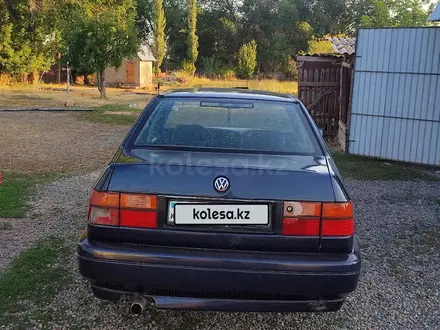 Volkswagen Vento 1992 года за 1 100 000 тг. в Кулан – фото 4