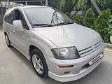 Mitsubishi Space Runner 2001 года за 2 500 000 тг. в Алматы